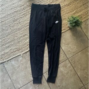 NIKE JOGGERS